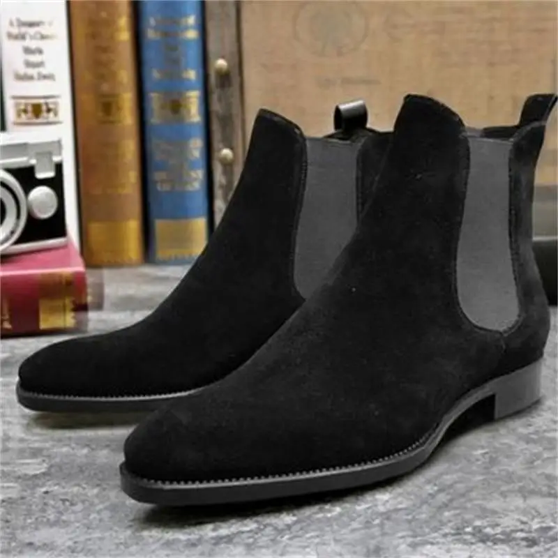 

2021 New Men Fashion Trend All-match Dress Shoes Handmade Black Suede Retro Round Toe Low-heeled Classic Chelsea Boots 6KF653