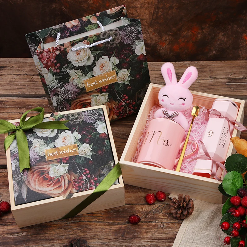 

birthday gift for girlfriend boyfriend pink blue Ceramic cup handkerchief brooch Thanksgiving Christmas return gifts for wedding