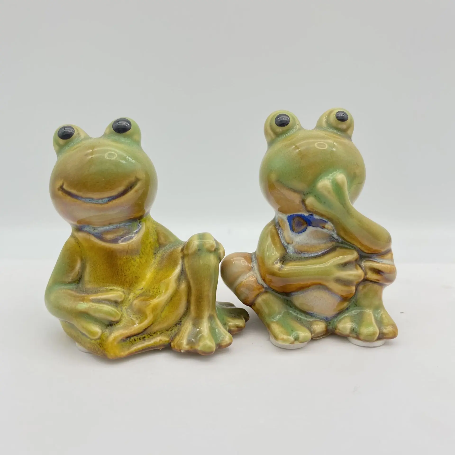

4pcs Ceramic Frog Figurines Decoration Accessories Miniature Cute Ornament Vintage Animal Statue Fairy Garden Miniature Decor