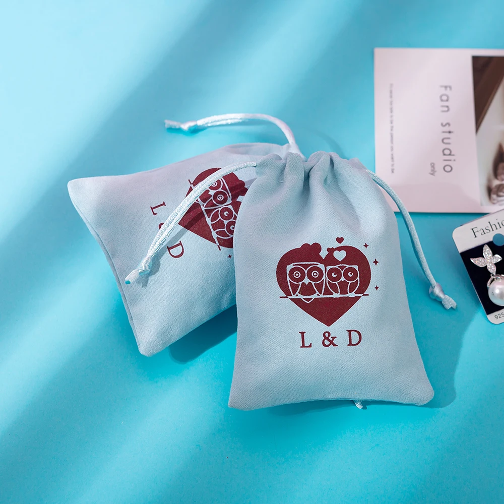 Bolsas de terciopelo con cordón, embalaje de joyería personalizado, de gamuza azul, para regalo, elegantes, para dulces de boda, 50 Uds.