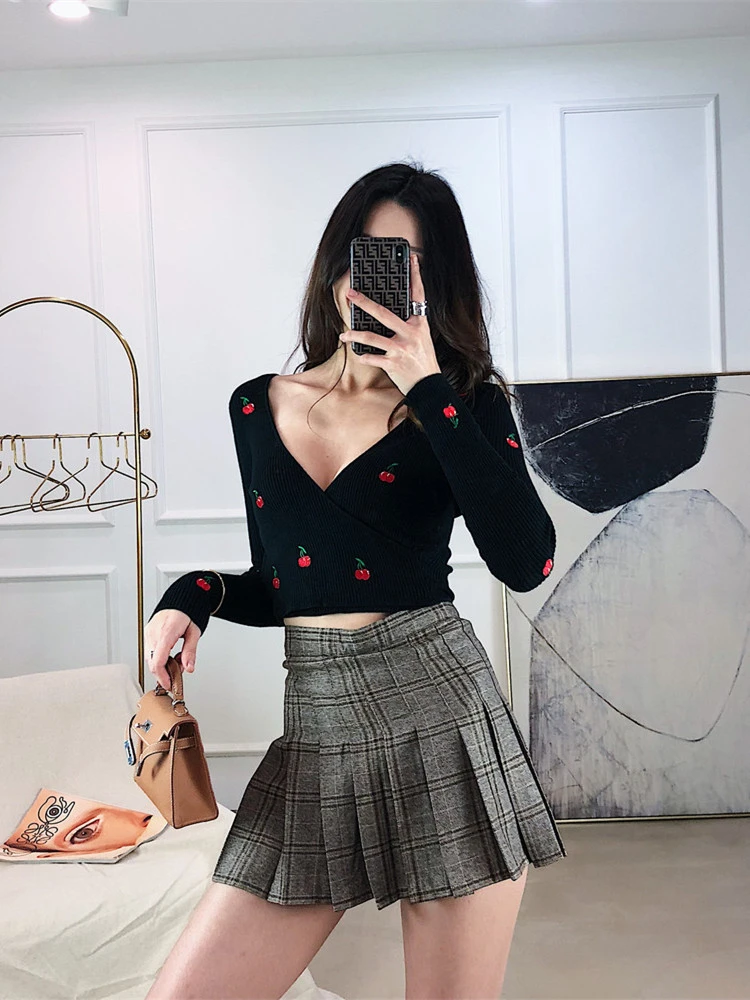 Женский короткий вязаный свитер с вышивкой в виде вишни Модный укороченный