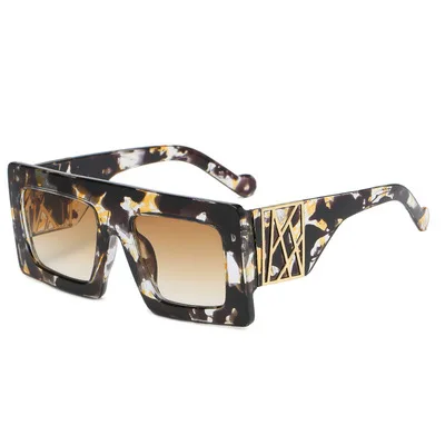 

Square Big Box Sunglasses For Men And Women Gorgeous Sunglasses Sunshade Mirror Street Shooting European And American 2021 New