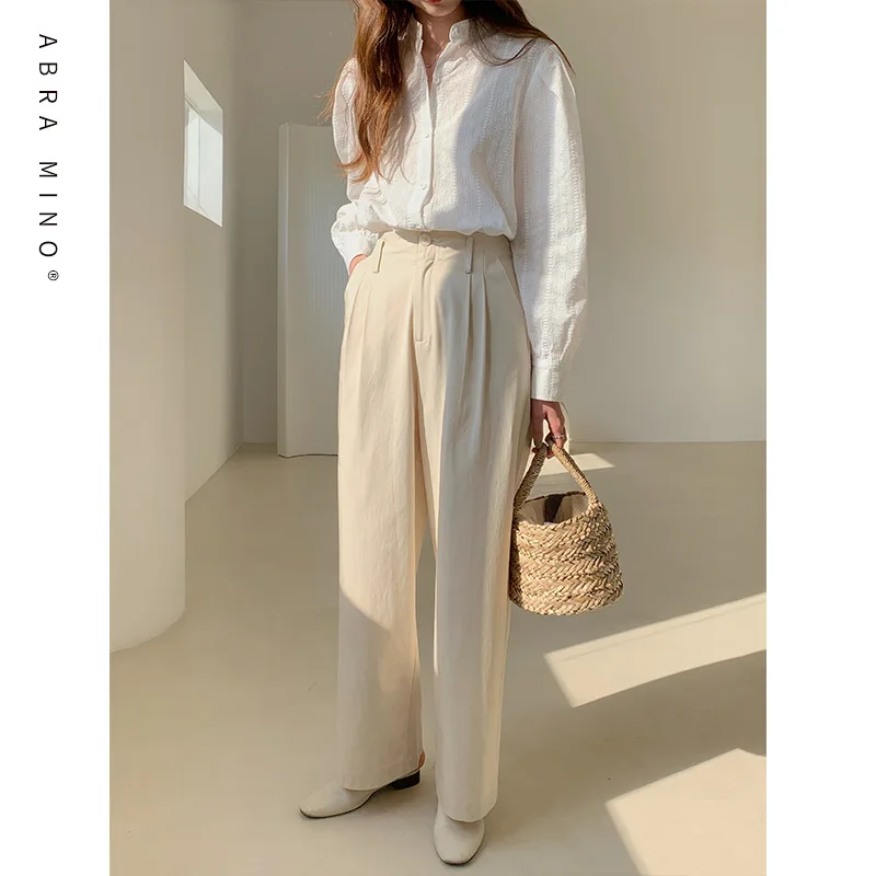 

White crocheted long-sleeved shirt women 2021 spring new embroidery small stand-up collar hollow ladies coat