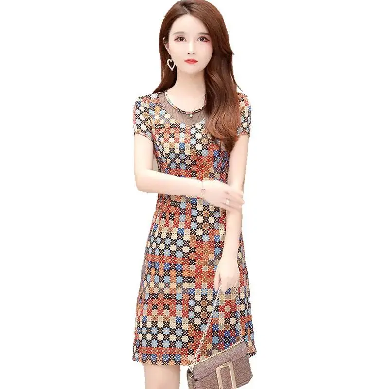 

Women's Large Size Short-Sleeved T-shirt Dress Summer 2021 New Korean Style Fashionable Slimming Mid-Length Stitching Lace