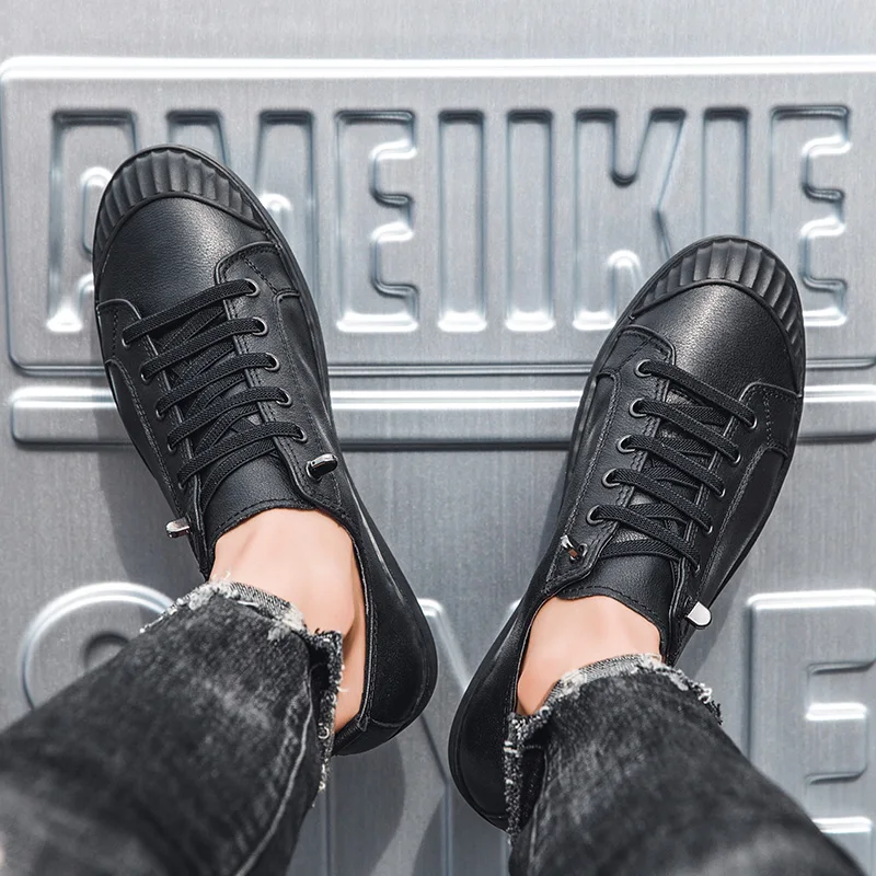 

2021Spring sunmer Men Genuine Leather Sneakers Casual Lightweight Men Fashion Male Black white Flat Walking Men Driving Shoes