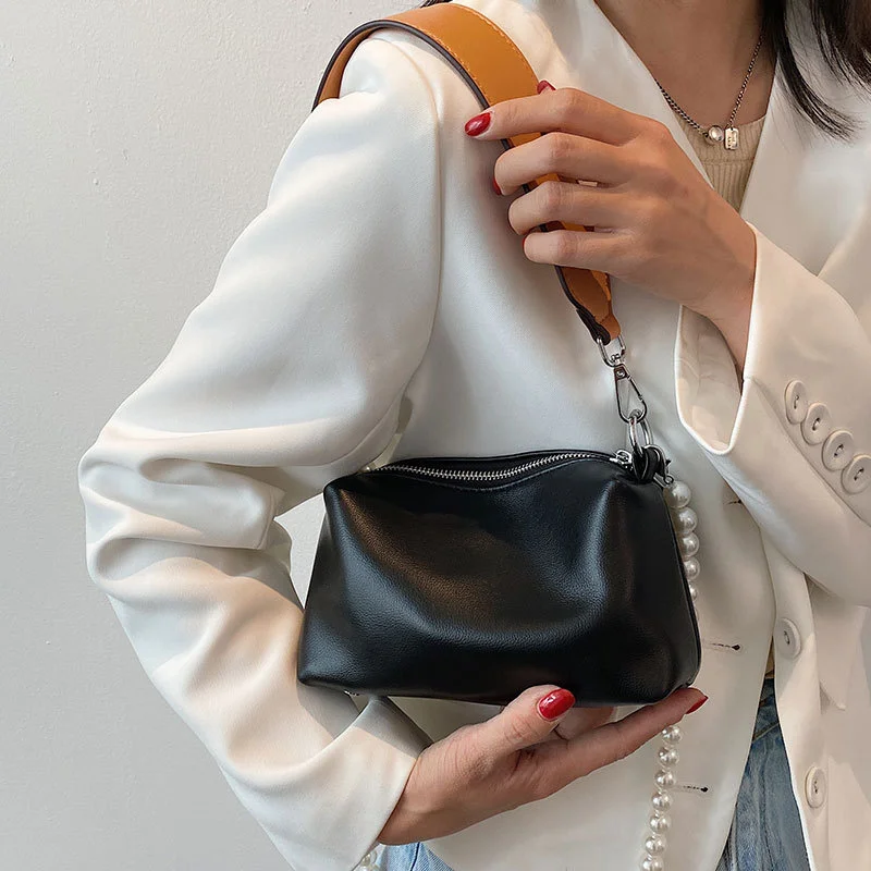 

Модная женская сумка через плечо на подмышках, маленькие дамские сумки через плечо с жемчужной цепочкой, дизайнерские женские сумки, сумка-...