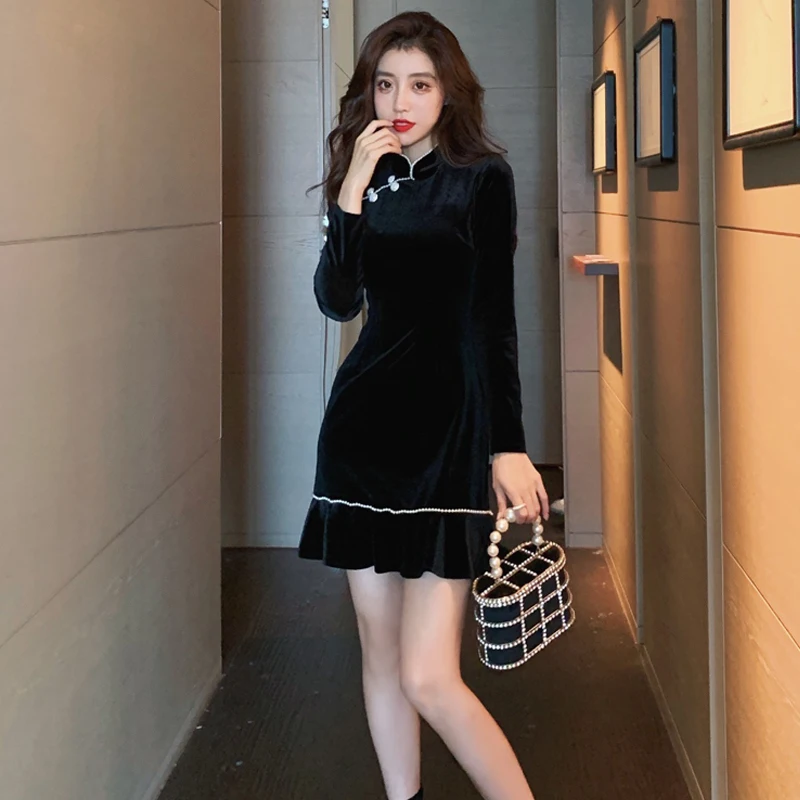 

Velvet dress new high-end retro minority cheongsam improved waist slim temperament small black skirt autumn and winter women