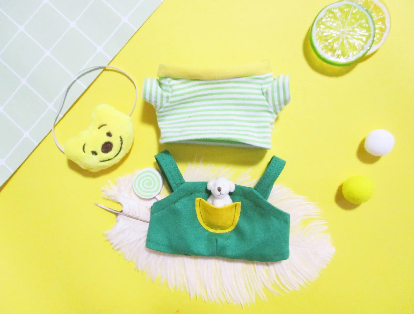 

[MYKPOP]KPOP Doll's Clothes & Accessoires: T-shirt & Romper Sets for Doll of 20cm KPOP Fans Collection E9 SA18092804
