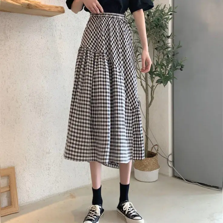 

Spring and summer plaid skirt women's 2021 new Korean high waist medium length A-line skirt