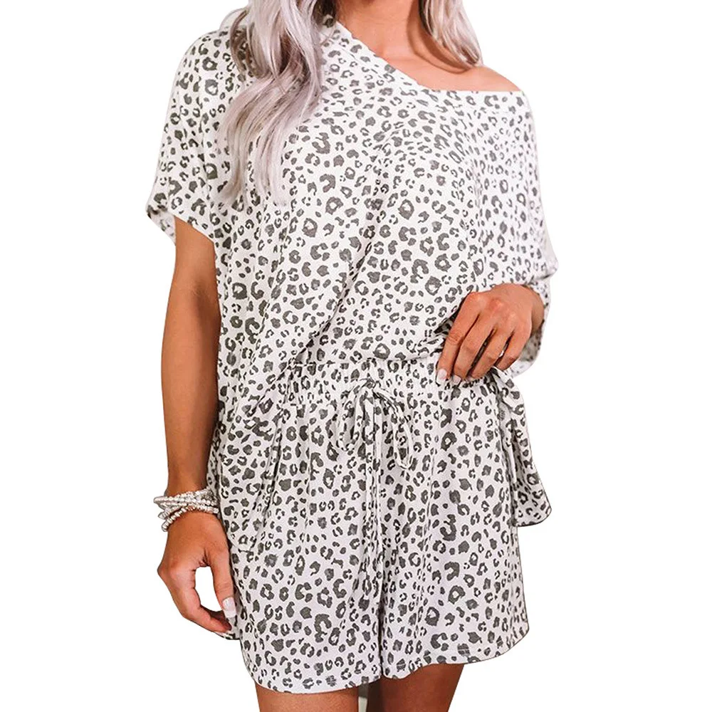 

Fashion Tie-dye Print Women Two Piece Set Summer Short sleeve O-Neck Tops + Female Lace Up Elastic Waist shorts Pajamas Set Home