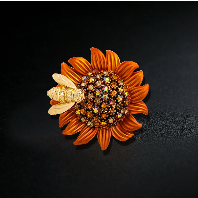 

New Arrival Sunflower With Bee Brooches For Women And Men Daisy Flower Collar Insect Pin Clothes Jewelry Accessories