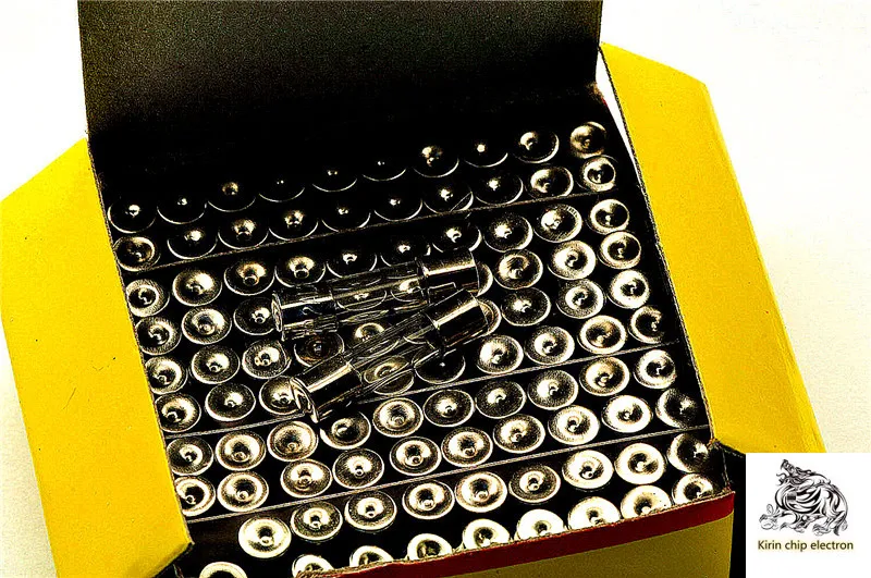 

100pcs / lot glass fuse 5 * 20 2A current 250V fuse
