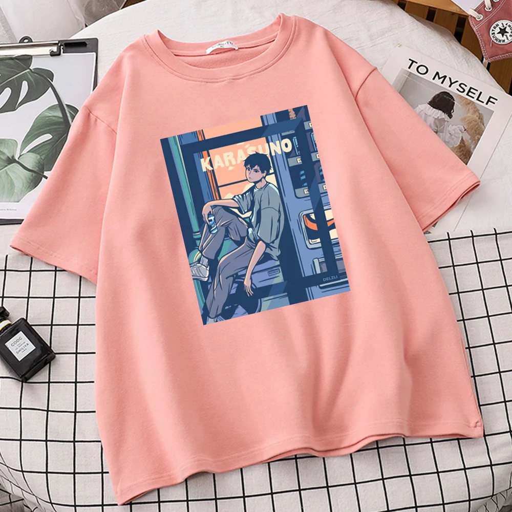 Женская футболка с коротким рукавом круглым вырезом и