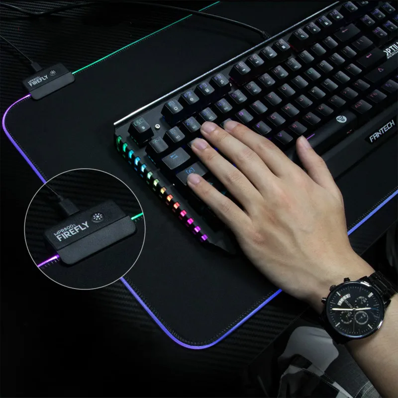 

XGZ RGB World Map Pattern Big Mouse Pad LED Cool Side Light High Quality Keyboard Pad