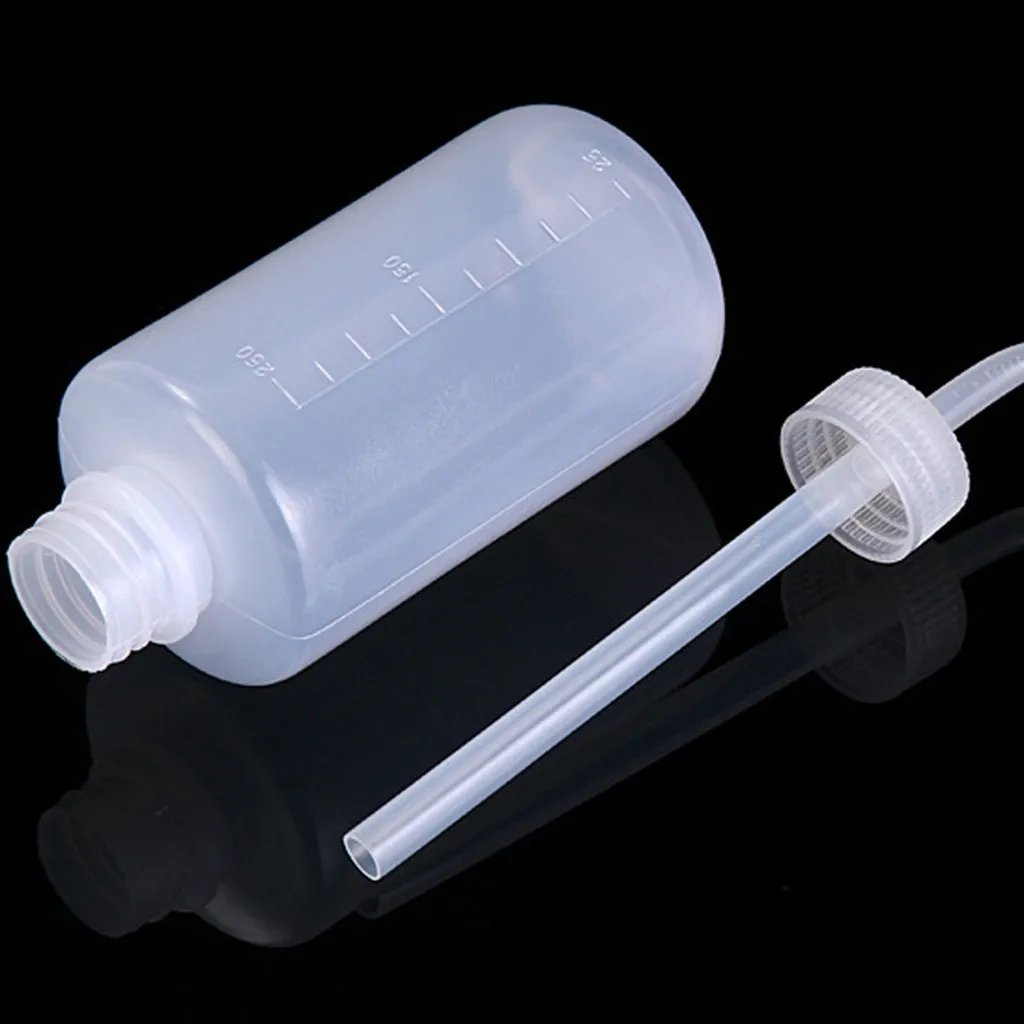 Пластиковая бутылка-распылитель для дома и сада помещений с острыми цветами клюв