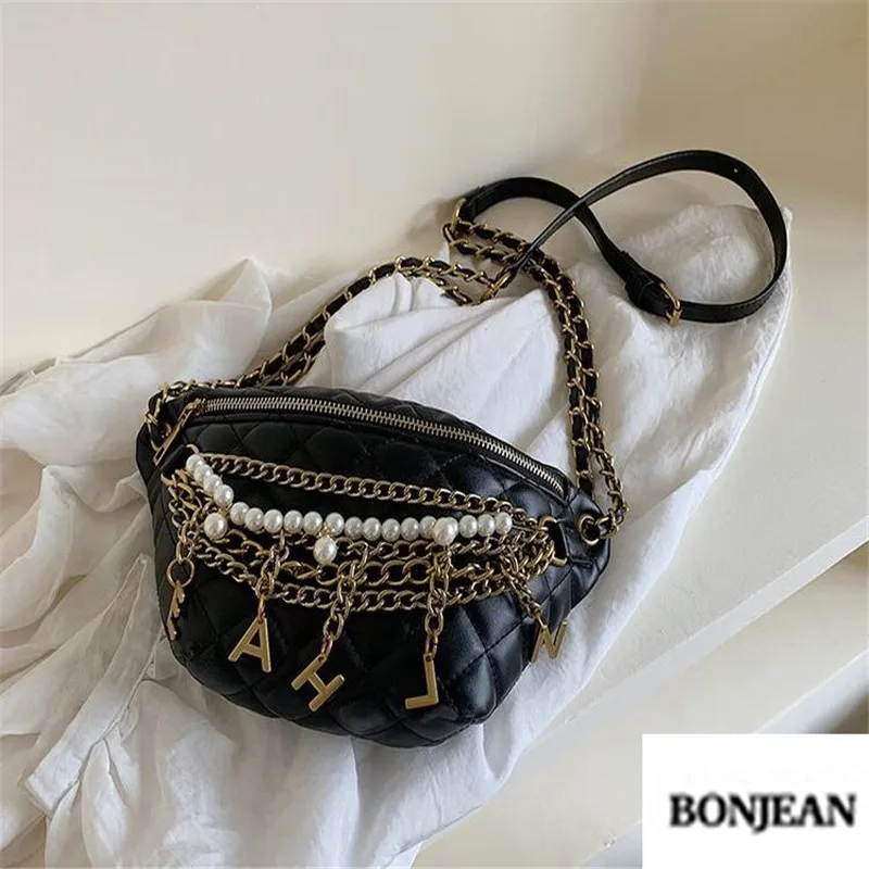 Нагрудная сумка женская ромбовидная модная на одно плечо с буквенной цепочкой 2019