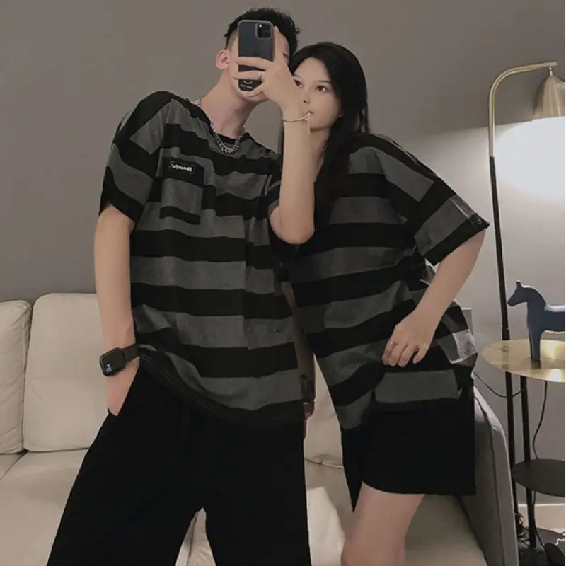 

I-stripe pajamas for lovers in spring and summer
