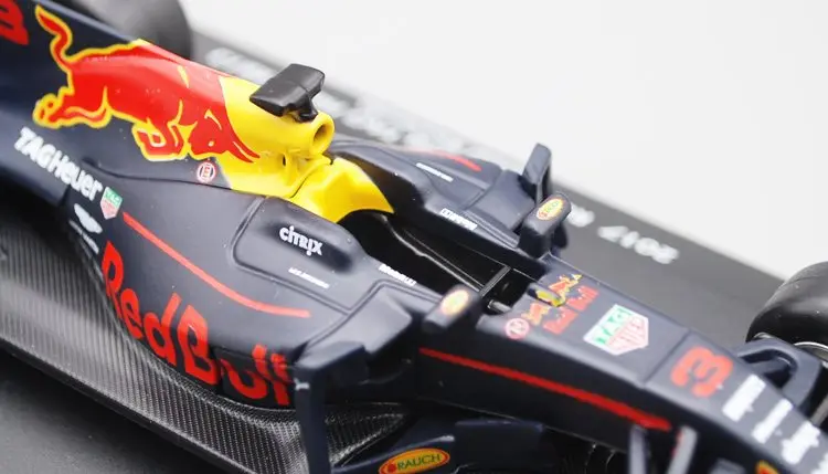 Bburago, 1/32, 1:32, Red Bull TAG Heuer RB13, No3, Daniel Ricciardo F1, Формула 1, модель автомобиля, литая под давлением, игрушка для детей, мальчиков и девочек