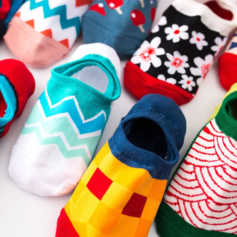 

cartoon socks street style kawaii calcetines harajuku skarpetki chaussettes mujer meias women cute funny hip hop ankle striped