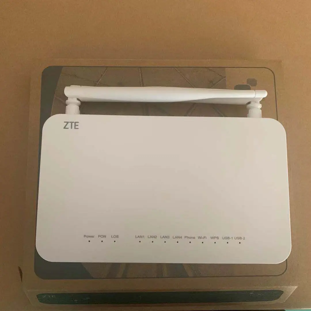 

3 шт., новинка, оригинальный ZXA10 F670L Gpon ONU 4GE + 1VOIP + USB + WIFI 2,4 и стандартная английская прошивка, оптоволоконный оптический ONT с питанием и коробко...