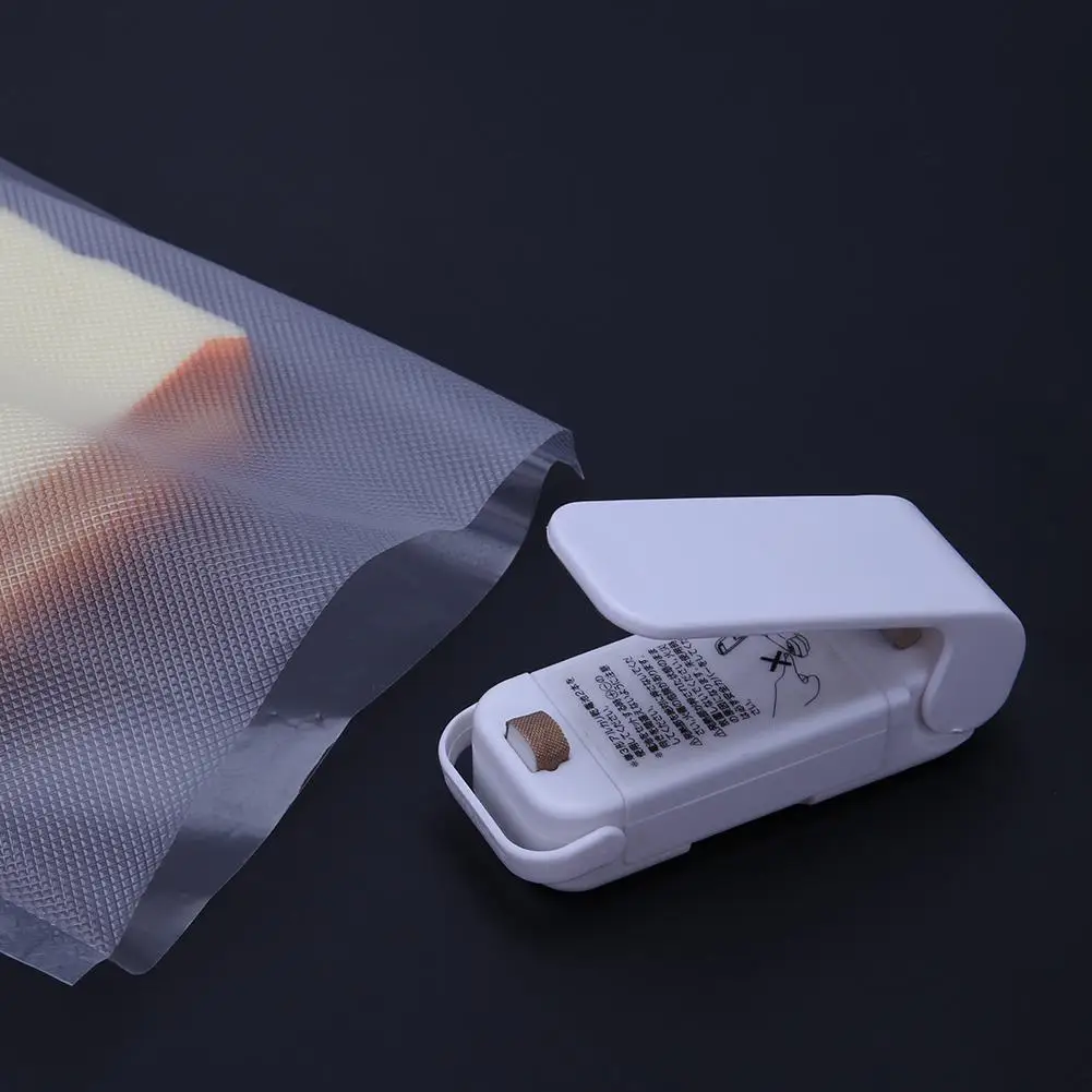 

Mini Portable Handy Plastic Bag Sealer Sealing Machine Household Handy Sticker and Seals for Food Snack Kitchen Accessories