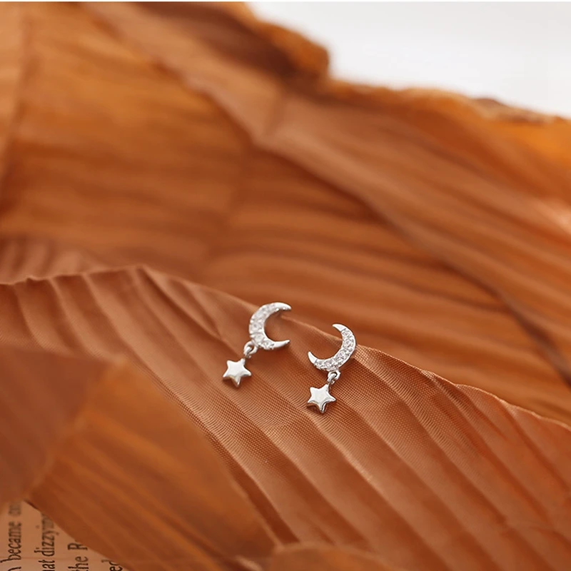 

925 Sterling Silver Rhinestone Long Ear Drop Female Moon Star Design Fashion Temperament Sexy Hot High Jewelry Couple Earrings