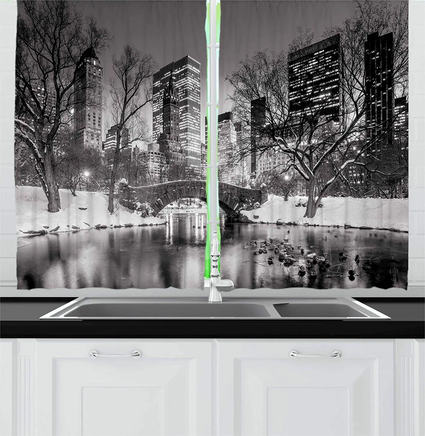Темно-серый пейзаж кухни Шторы городской Нью-Йорк Зимний Центральный парк