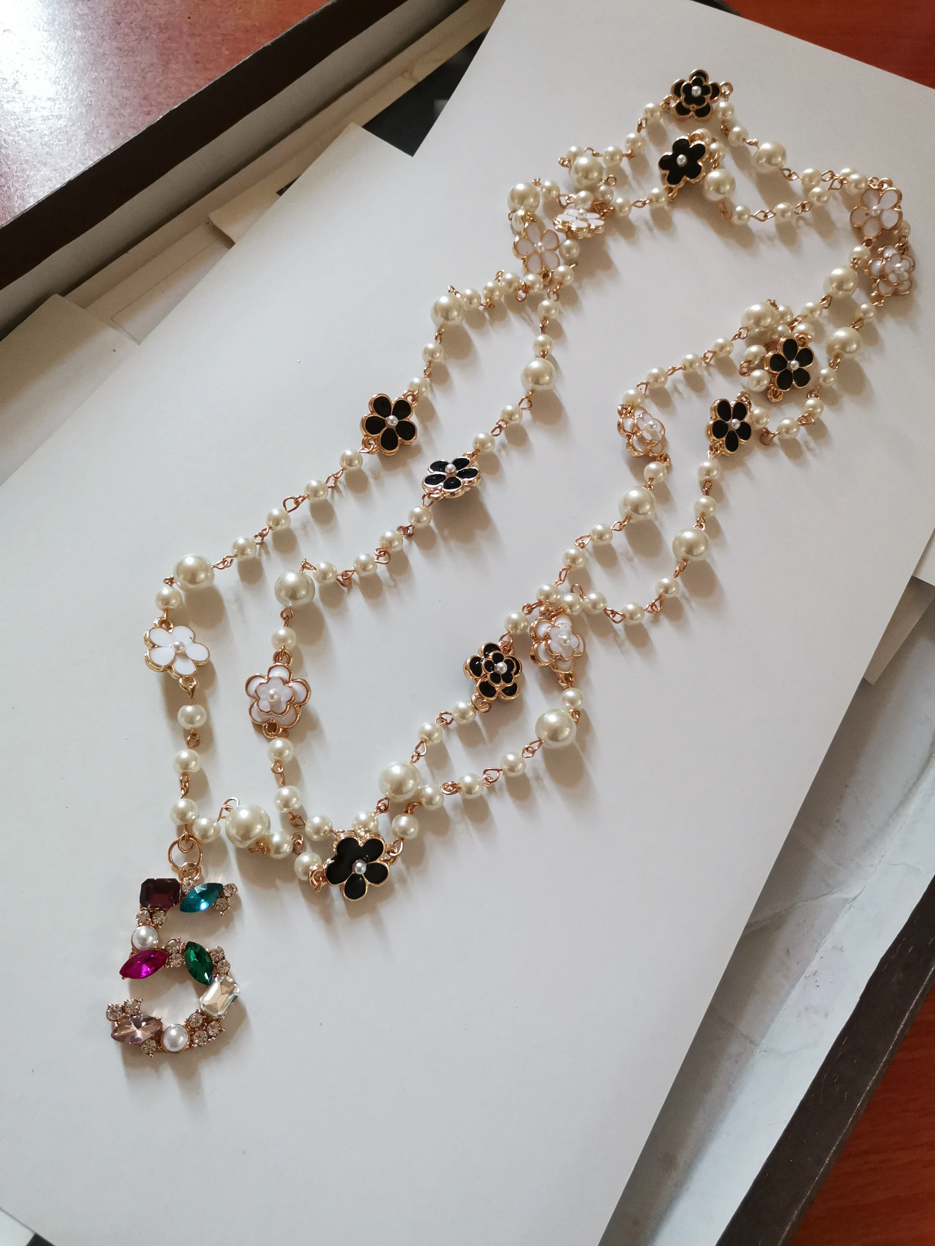 Красочное ожерелье с подвеской № 5 цепочкой в виде камелии украшение для