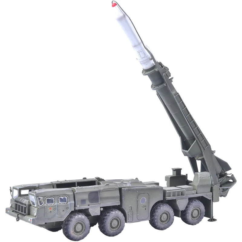 

Soumo Pavilion AS72140 1/72 Soviet Scud 9P117 Strategic Missile Launch Vehicle (SCUD D)