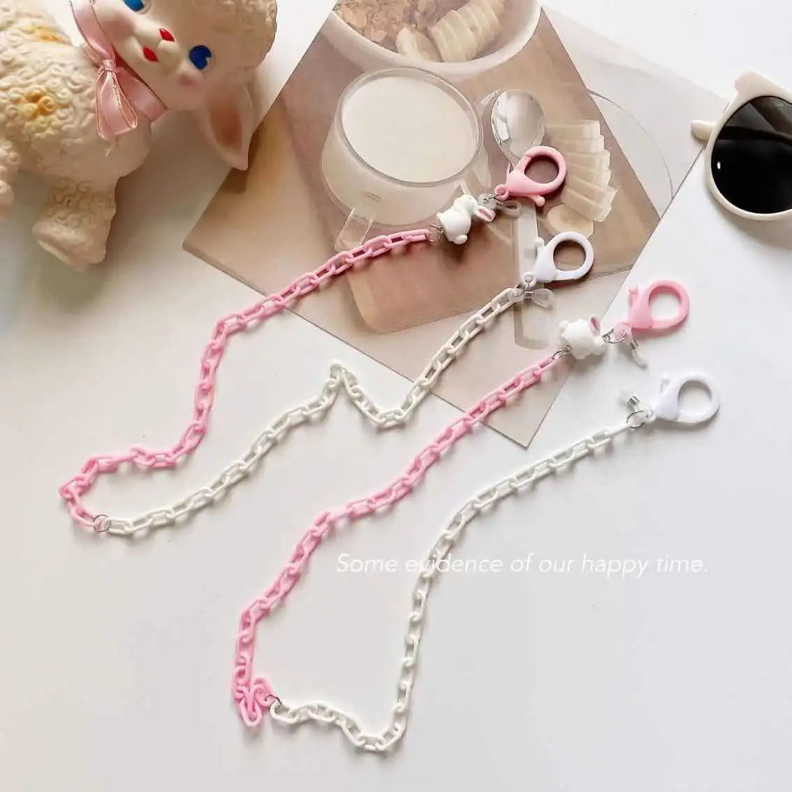 

Lovely New creative cartoon rabbit acrylic lanyard necklace glasses chain earphone chain mask with mask chain Gift