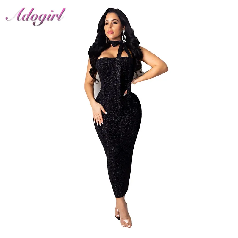 Элегантное металлическое блестящее длинное платье без бретелек на шнуровке