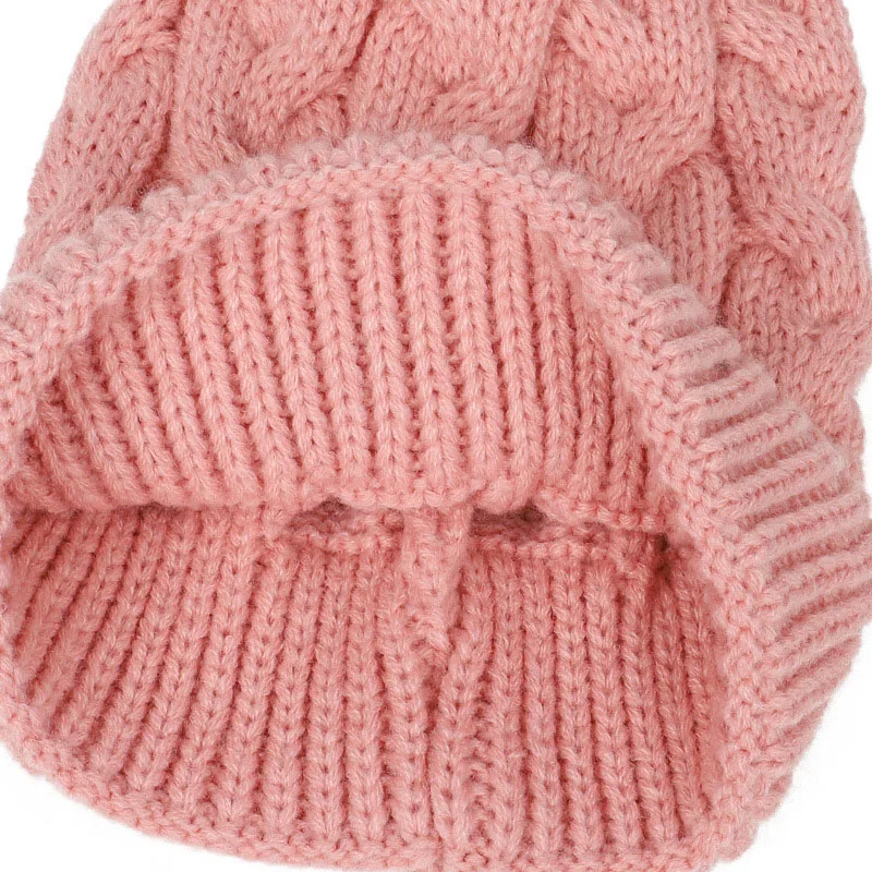 Шапка Вязаная Детская осенне-зимняя теплая с двойным помпоном однотонная шапка