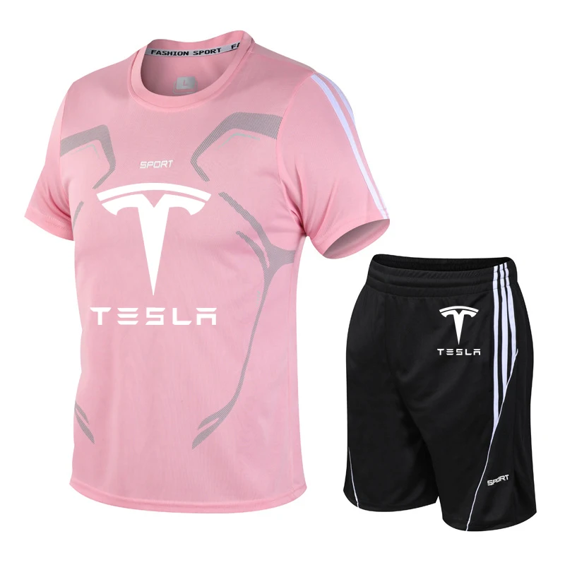 Летний мужской костюм из хлопка высокого качества в стиле моды с принтом логотипа Tesla Car, с комбинированными полосками на горловине и короткими рукавами, включает шорты - 2 штуки.