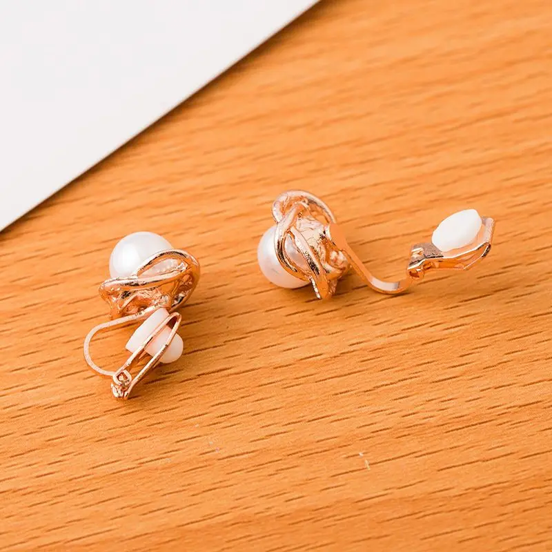 Fashion Jewelry Simulated Pearl Rhinestone clip on Earrings Cute Earrings For Women Shiny Crystal Wedding Ear Clip Jewelry images - 6