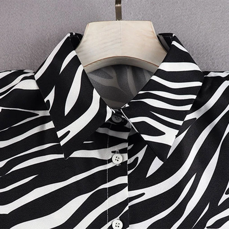 

Women Harajuku Zebra Stripes Print Lapel False Fake Collar Button Down Detachable Half Shirt Blouse Decorative Dickey