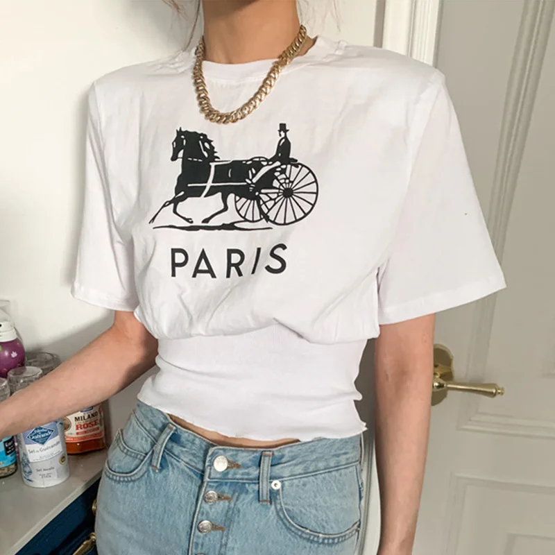 

Летняя тонкая футболка с круглым вырезом и мультяшным принтом