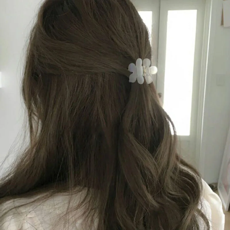 

Korean Style Retro Flowers Small Hair Claws Elegant Simplicity Hair Clips Hairpins Headwear for Women Girls Hair Accessories