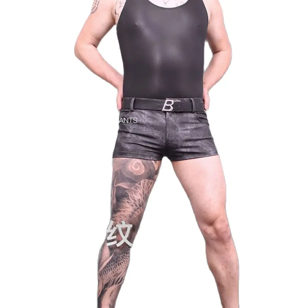 

Шорты мужские из искусственной кожи с флисовой подкладкой и принтом