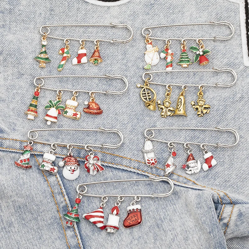 

1 piece cartoon badge Christmas series gift cute elk antler snowflake Santa brooch, holiday party costume decoration ornament