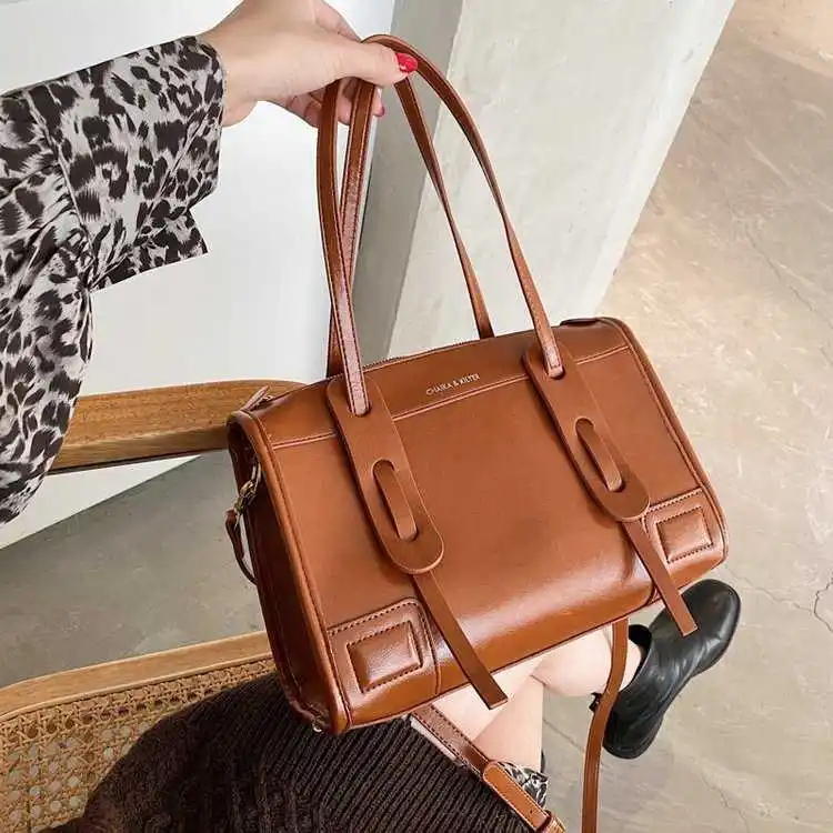 

Luxury Brand Tote bag 2021 winter PU Leather Quilted Women's Designer Handbag Travel Shoulder bag Travel Trending Hand Bag
