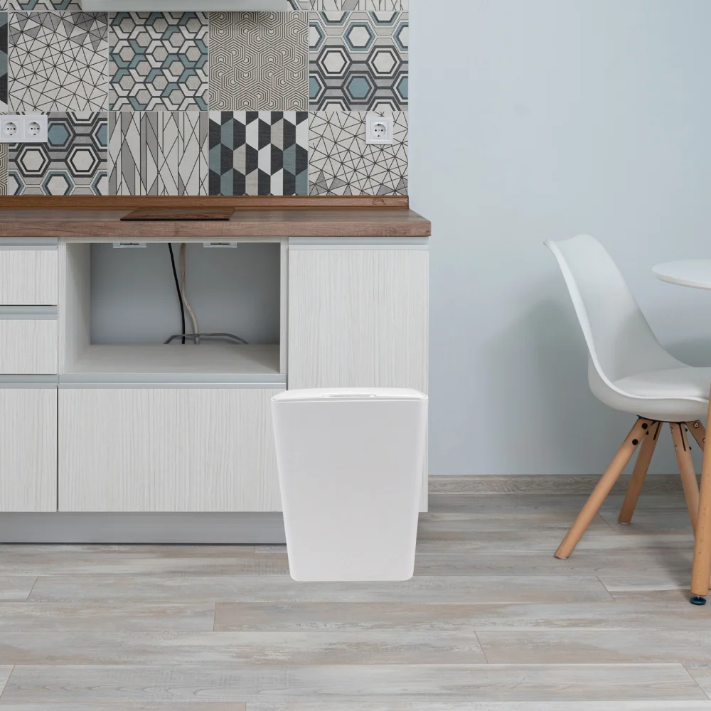 

1Pc Creative Waste Bin with Lid Automatic Induction Trash Container White