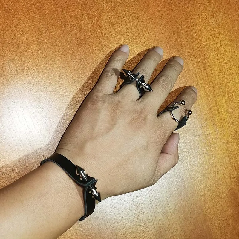 

NewtBlack Wrap Men Fashion Handmade Bracelets for Women Men Leather Bracelet & Bangle Wholesale Jewelry Gift