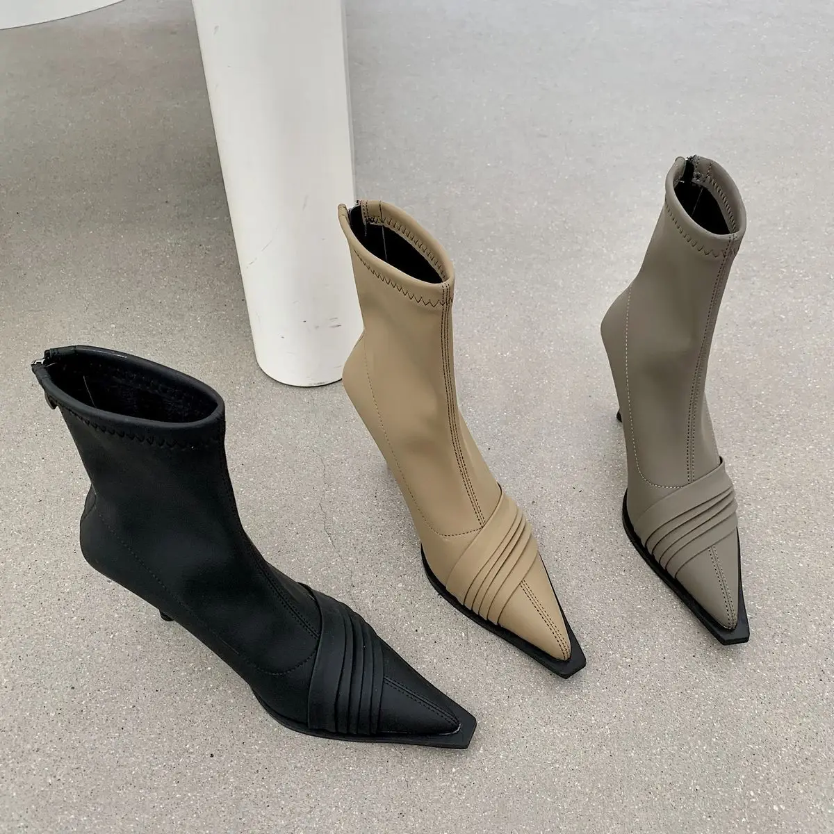 

Boots Women New 2021 Shoes Luxury Designer Winter Footwear Rubber High Heel Ankle Ladies Fashion Pointy Lace-Up Basic Solid Fab