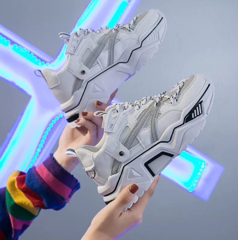 Women Sneakers White Fashion Retro Platform Running Shoes Lady summer footwear Breathable zapatillas de mujer N4-13