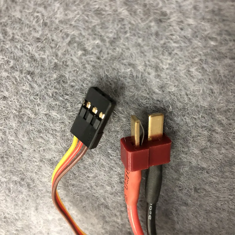 rc quadcopterсамолет с неподвижным кры