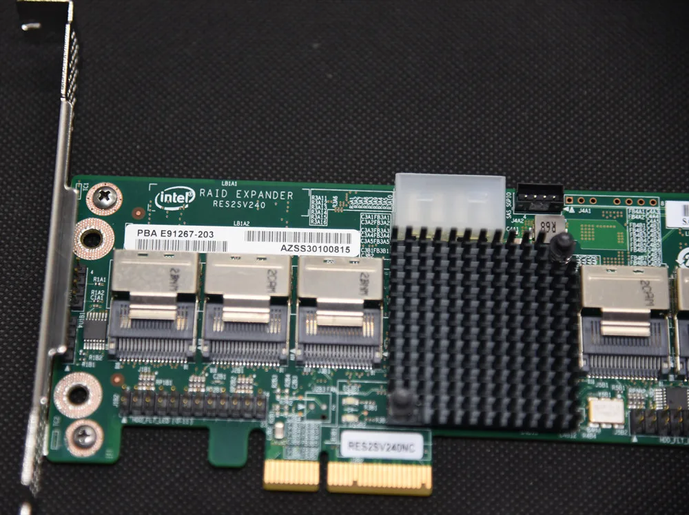 Расширитель Intel RAID RES2SV240 Расширительная карта SAS SATA с 24 портами HDD SSD PCIe x4 6G E91267