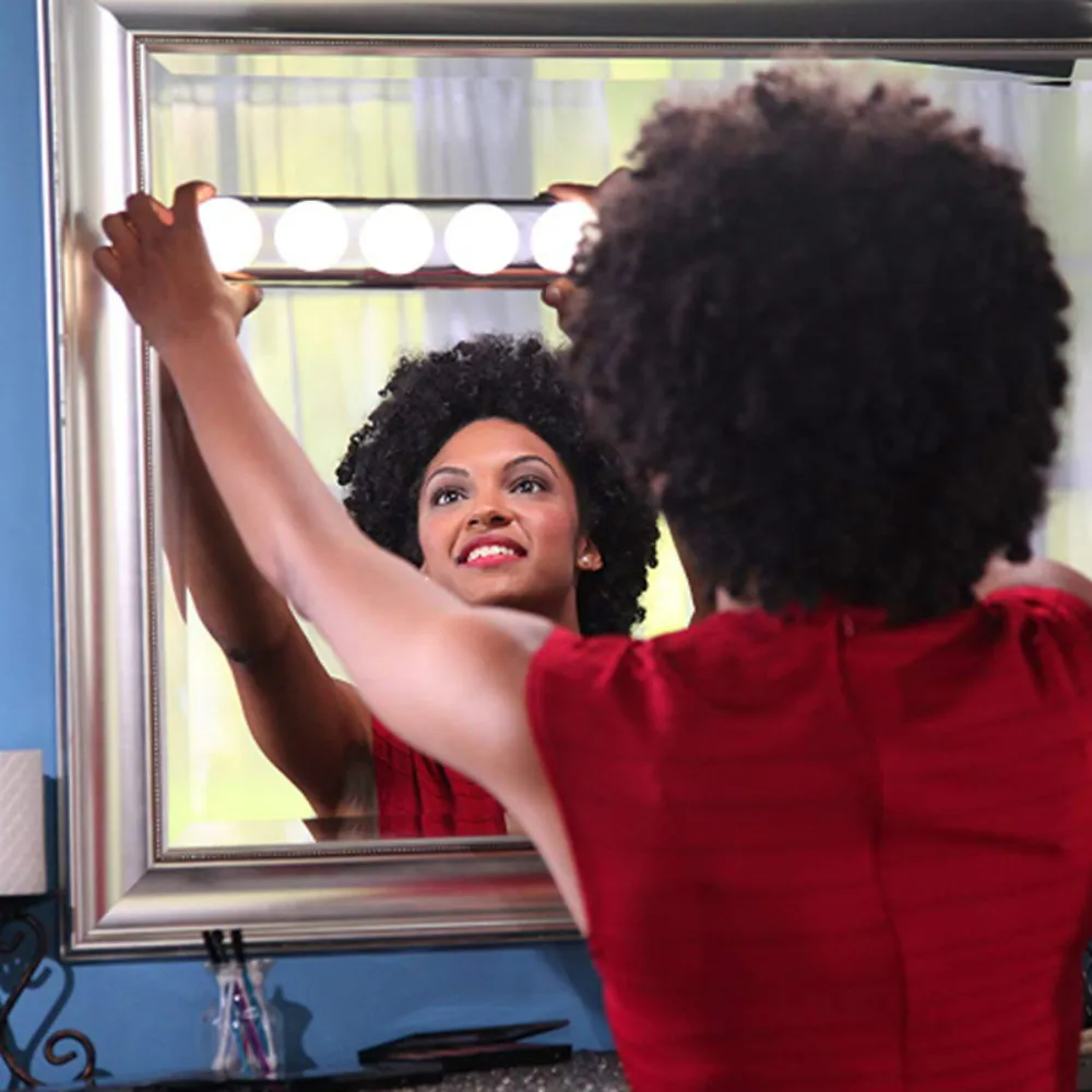 Светодиодсветильник лампа для макияжа 5 лампочек 3 цвета с плавной регулировкой