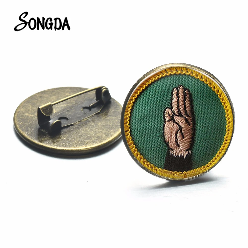 Новый список скаутов брошь Cadette знак отличия Pin стеклянная купольная бронза