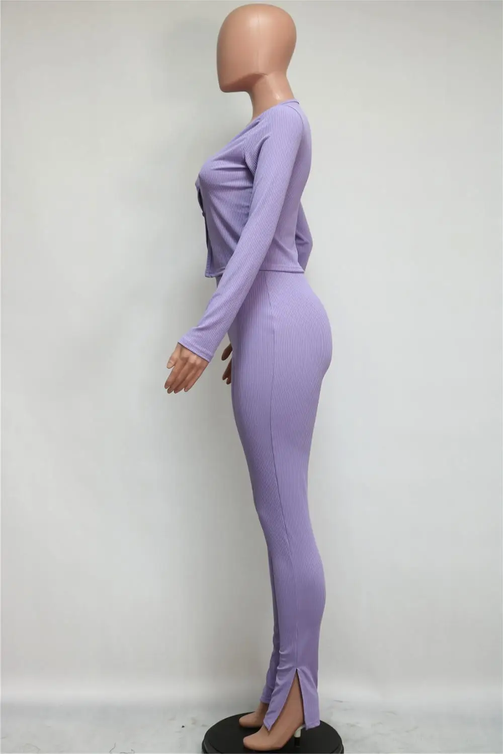 Женские однотонные трикотажные укороченные топы раздельные расклешенные