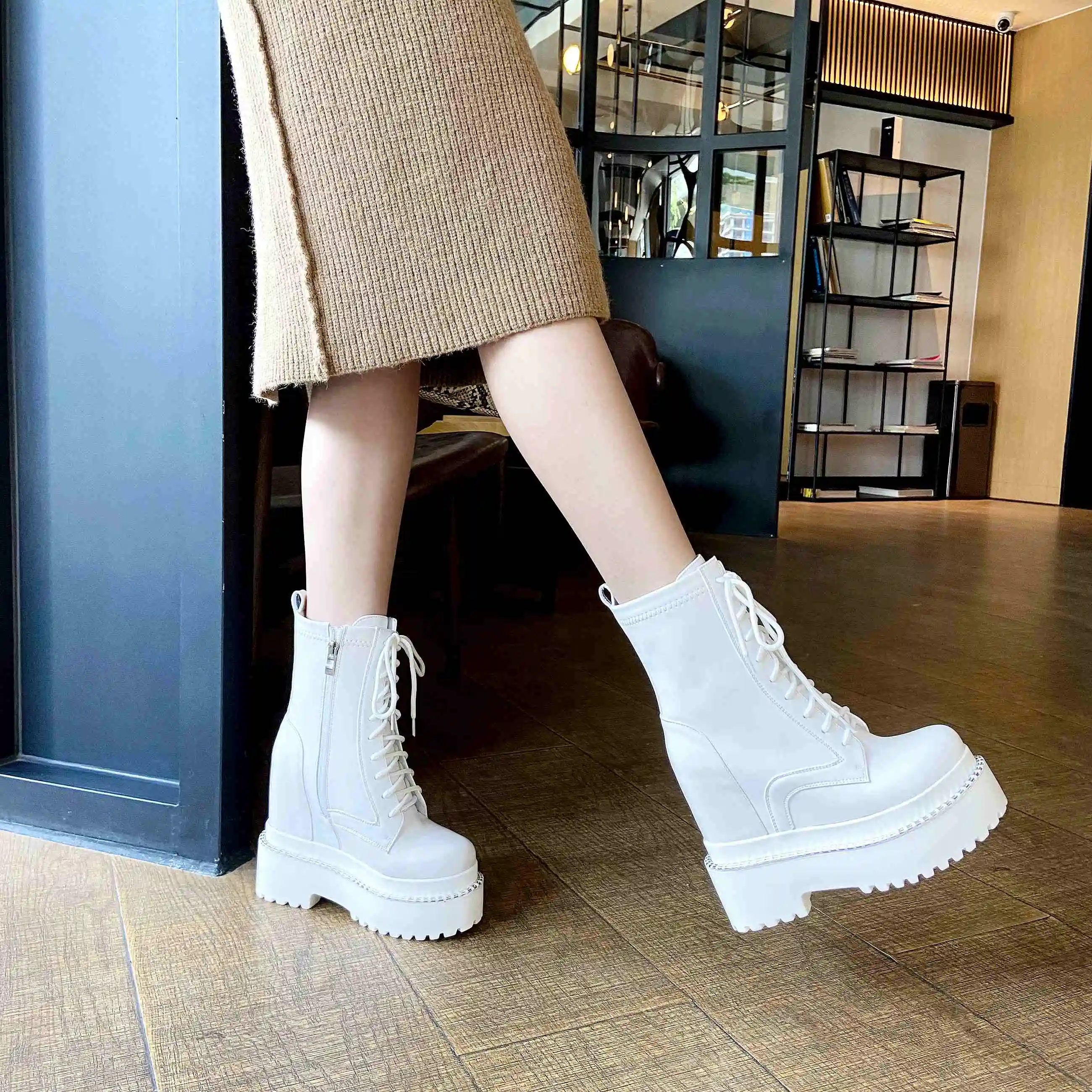 

Krazing Pot increasing platform short boots real leather round toe high heel zipper young lady dress basic cozy ankle boots L50